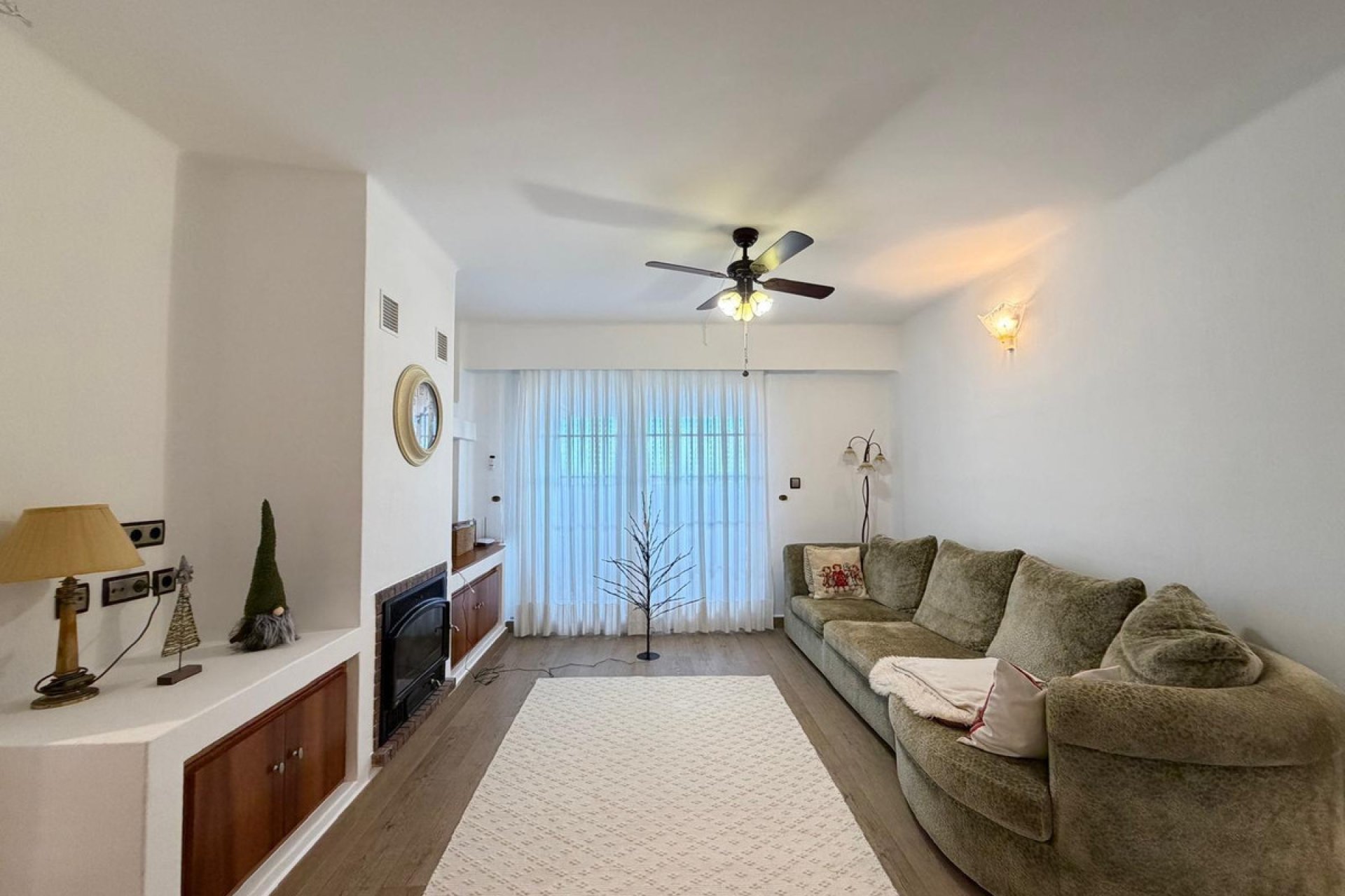 Használt ingatlanok - Apartman / lakás -
Torrevieja - Torrevieja Centro