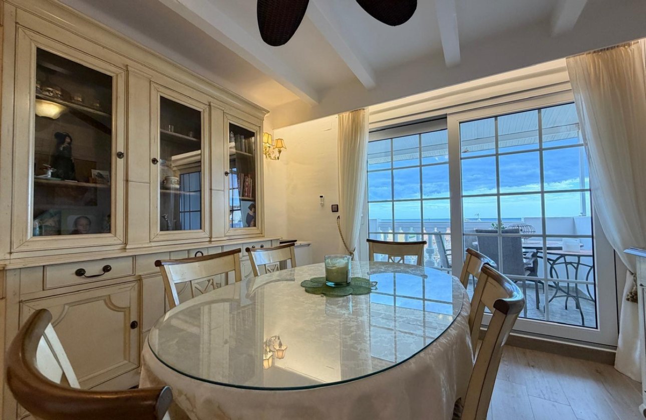 Használt ingatlanok - Apartman / lakás -
Torrevieja - Torrevieja Centro