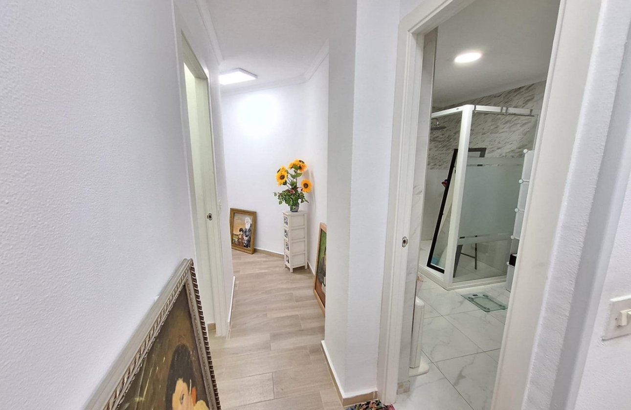 Használt ingatlanok - Apartman / lakás -
Torrevieja - Torrevieja Centro