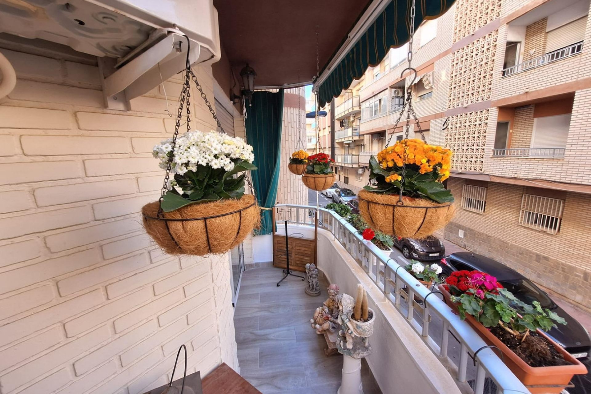 Használt ingatlanok - Apartman / lakás -
Torrevieja - Torrevieja Centro