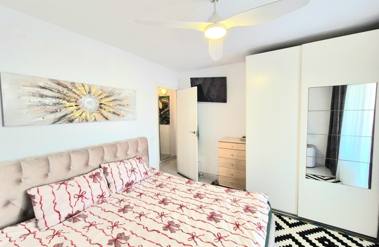 Használt ingatlanok - Apartman / lakás -
Torrevieja - Torrevieja Centro