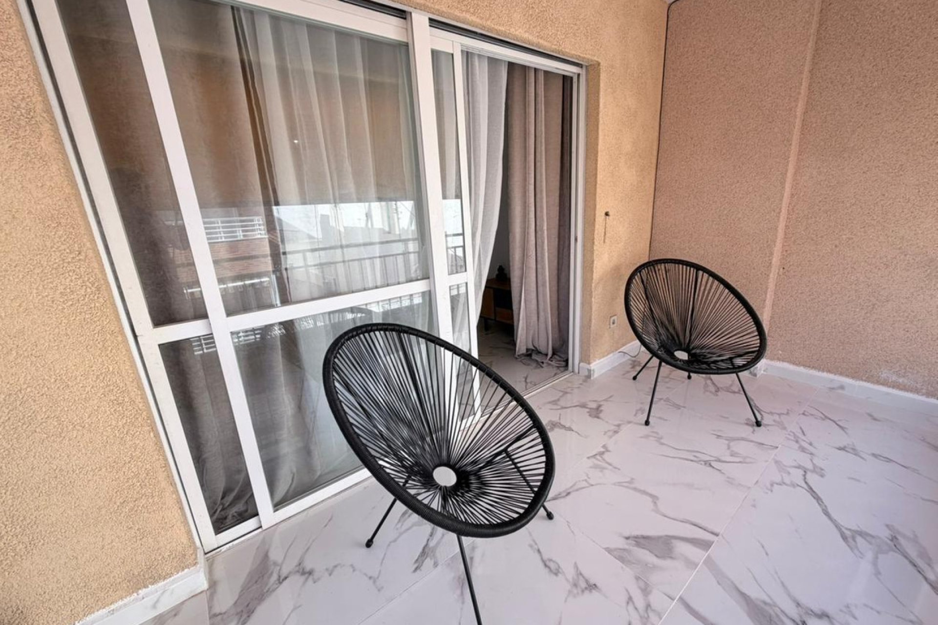 Használt ingatlanok - Apartman / lakás -
Torrevieja - Torrevieja Centro