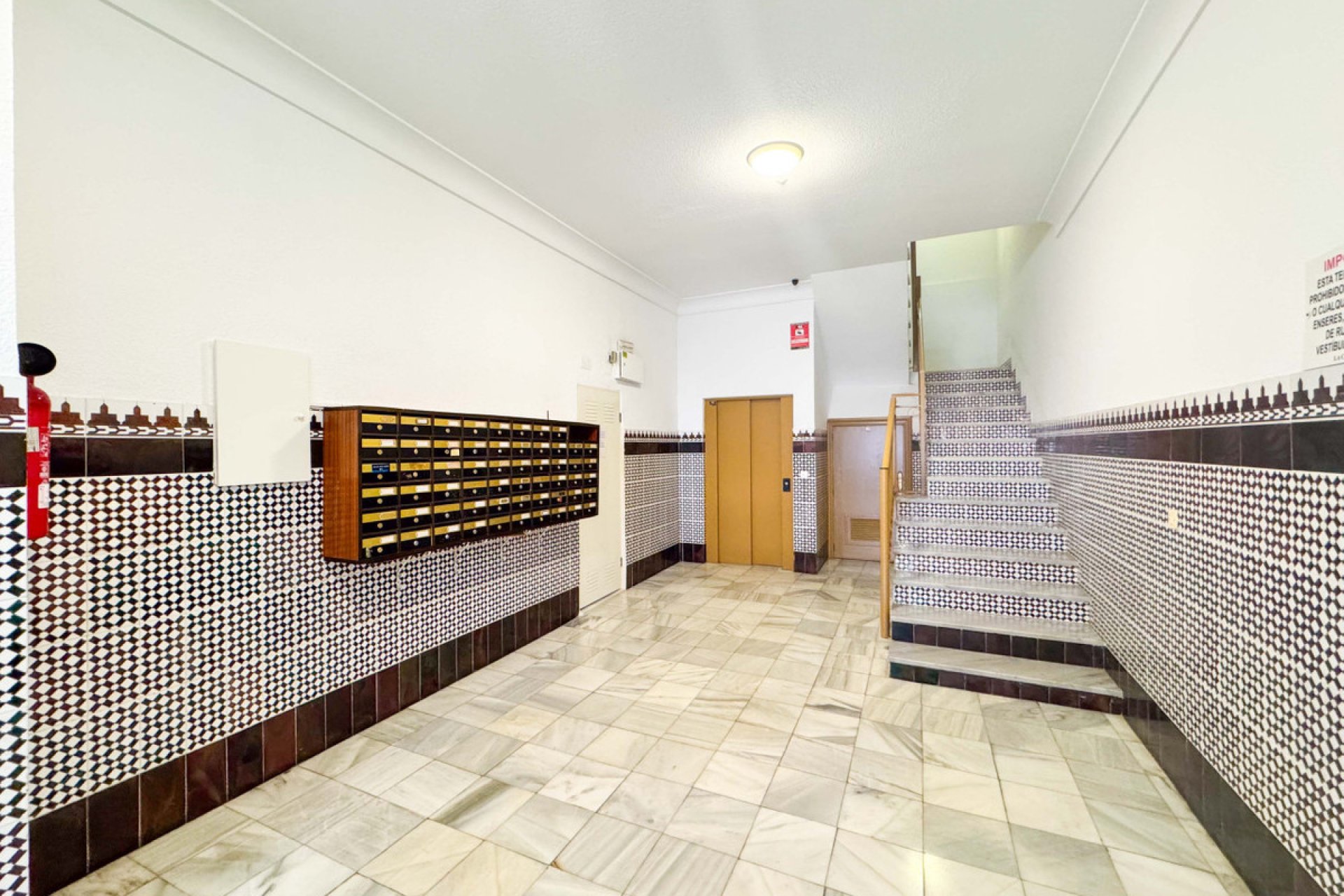 Használt ingatlanok - Apartman / lakás -
Torrevieja - Torrevieja Centro