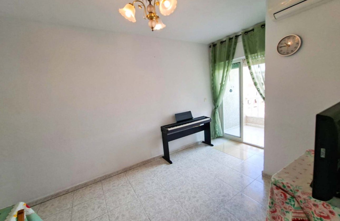 Használt ingatlanok - Apartman / lakás -
Torrevieja - Torrevieja Centro