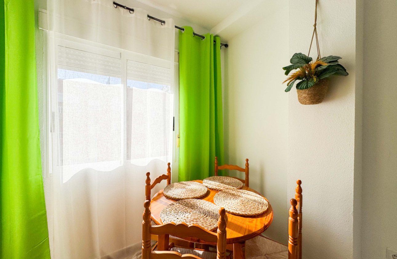 Használt ingatlanok - Apartman / lakás -
Torrevieja - Torrevieja Centro