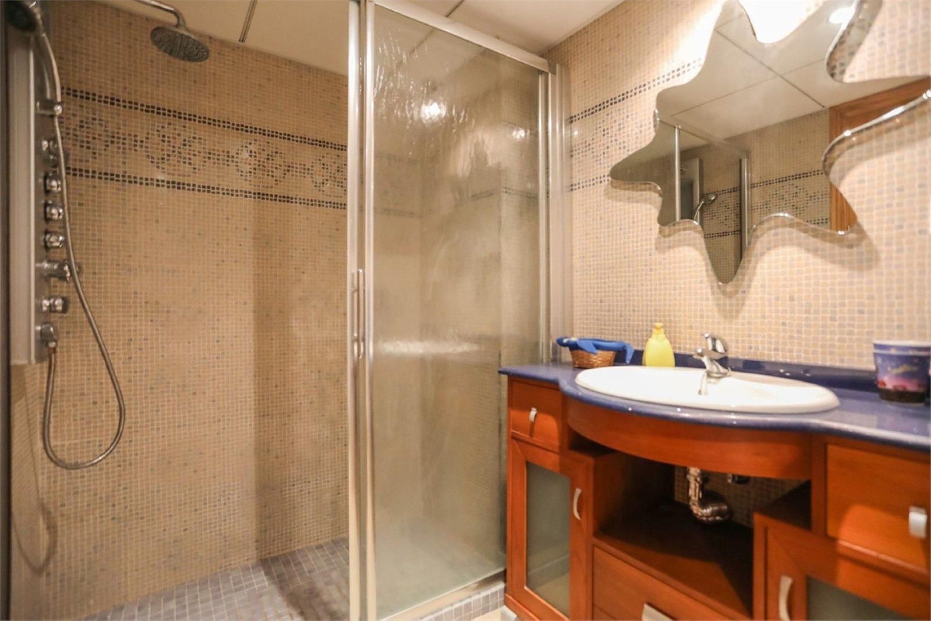 Használt ingatlanok - Apartman / lakás -
Torrevieja - Torrevieja Centro