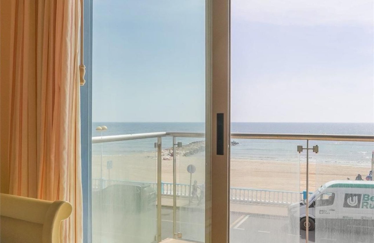 Használt ingatlanok - Apartman / lakás -
Torrevieja - Torrevieja Centro