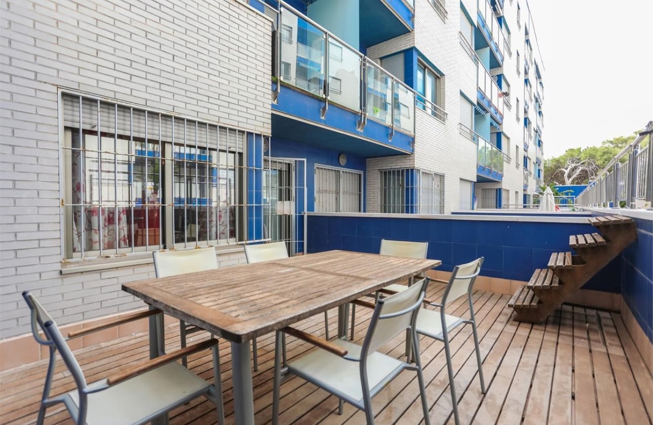 Használt ingatlanok - Apartman / lakás -
Torrevieja - Torrevieja Centro