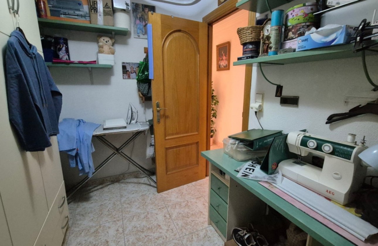 Használt ingatlanok - Apartman / lakás -
Torrevieja - Torrevieja Centro