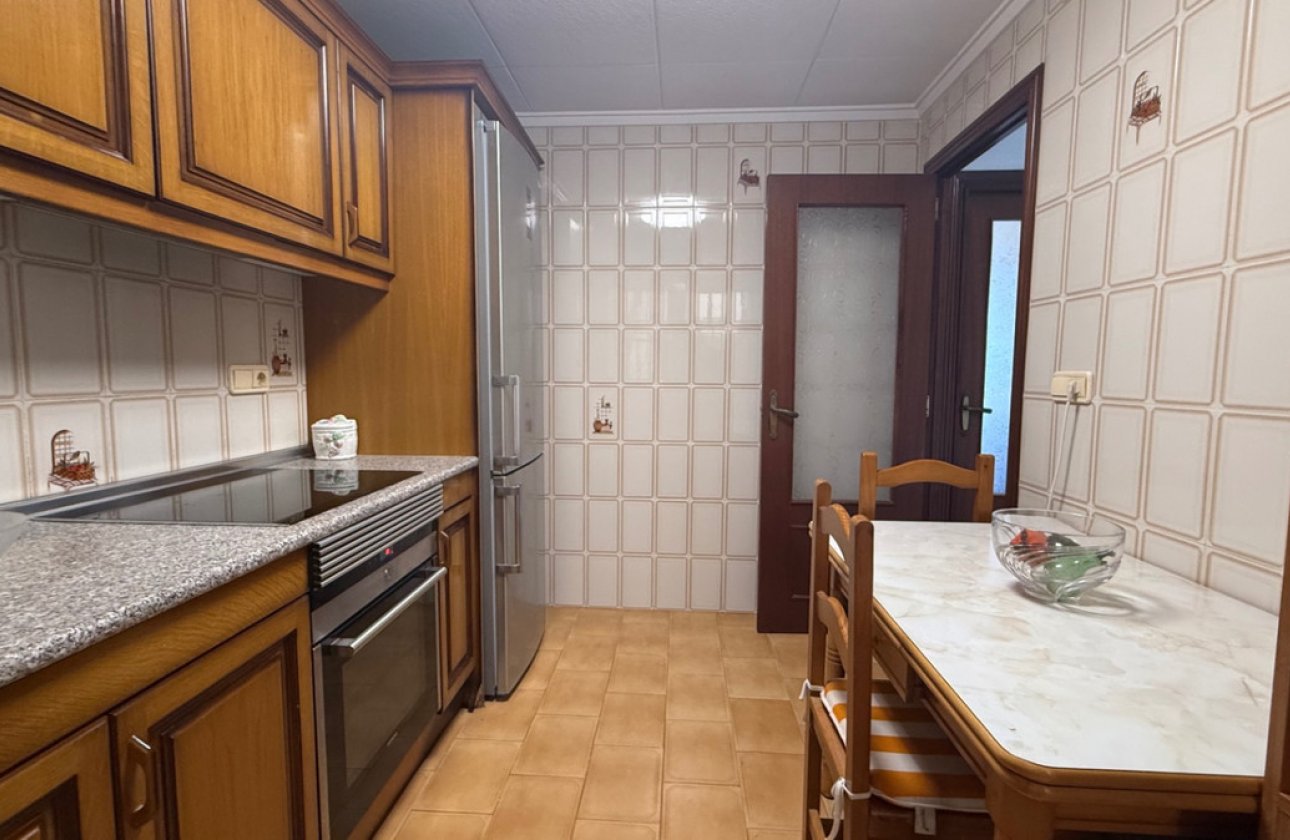 Használt ingatlanok - Apartman / lakás -
Torrevieja - Torrevieja Centro