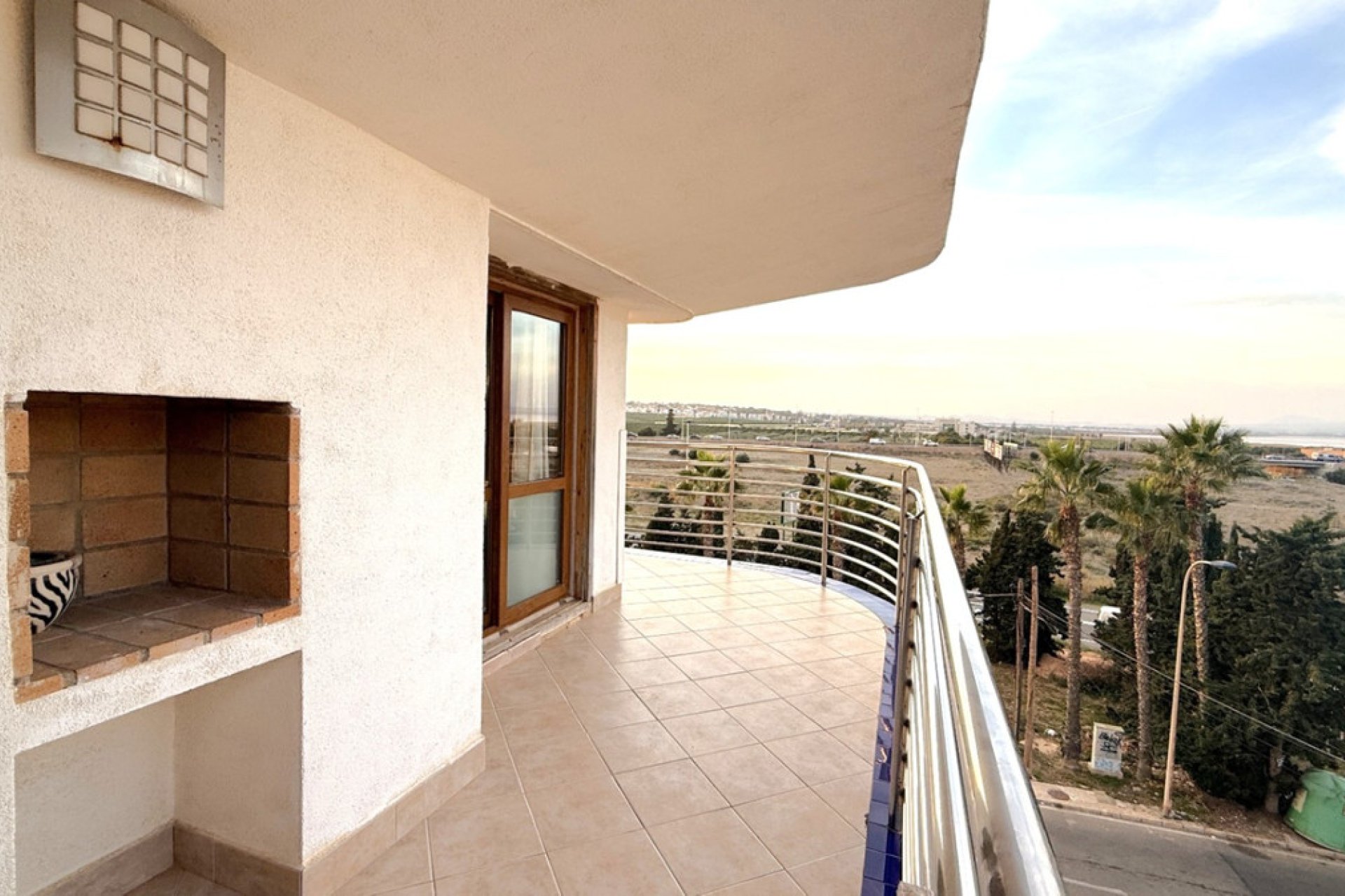 Használt ingatlanok - Apartman / lakás -
Torrevieja - Torrevieja Centro