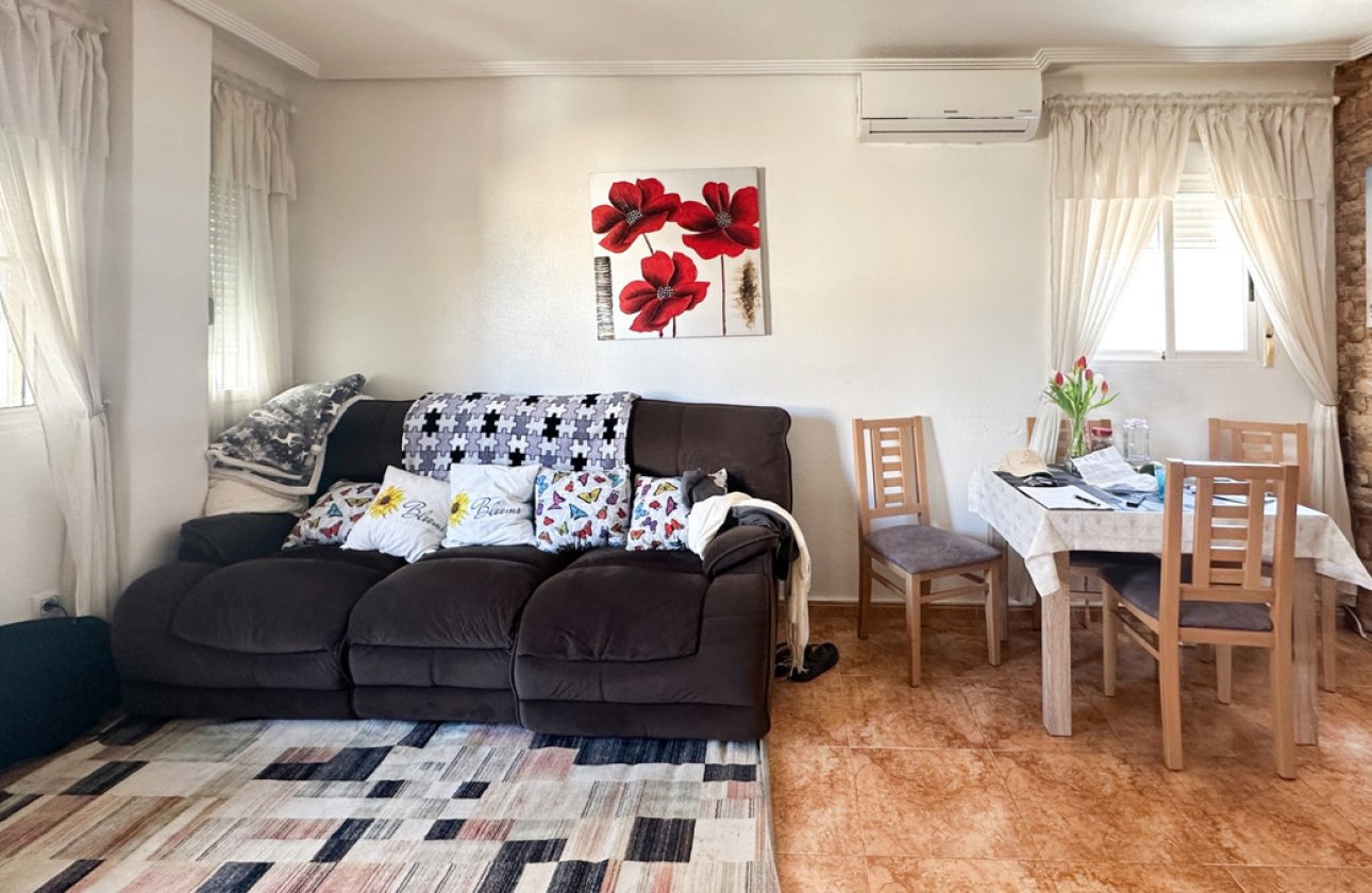 Használt ingatlanok - Apartman / lakás -
Torrevieja - Torrevieja Centro