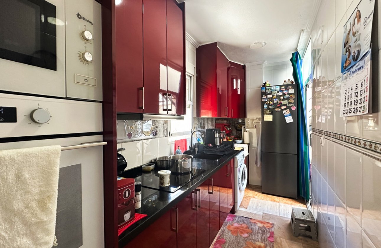 Használt ingatlanok - Apartman / lakás -
Torrevieja - Torrevieja Centro