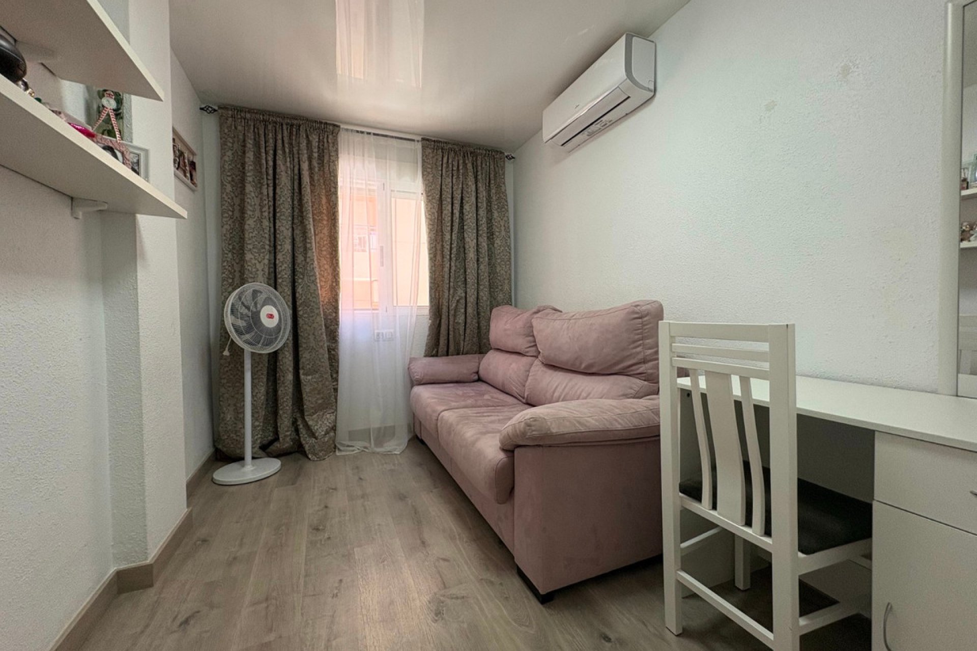 Használt ingatlanok - Apartman / lakás -
Torrevieja - Torrevieja Centro