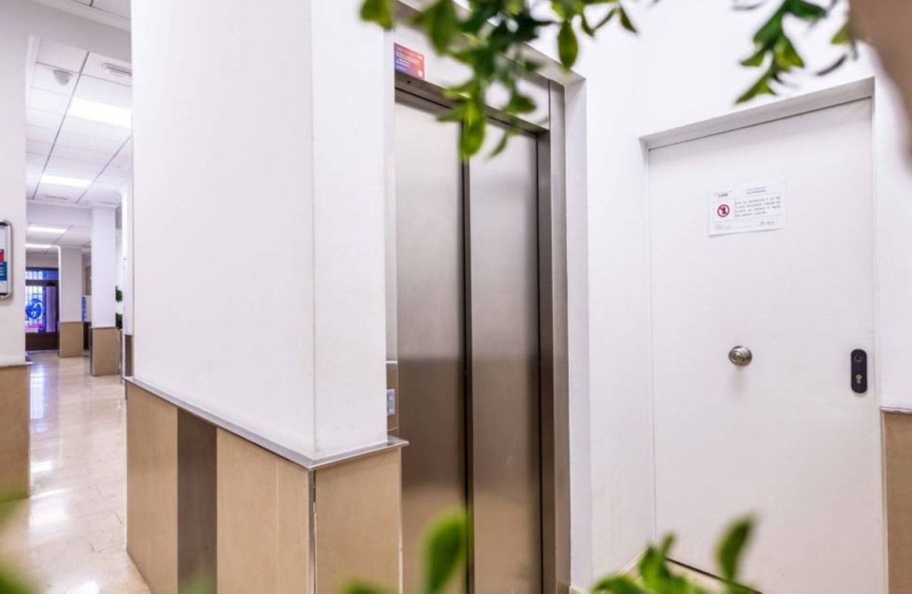 Használt ingatlanok - Apartman / lakás -
Torrevieja - Torrevieja Centro