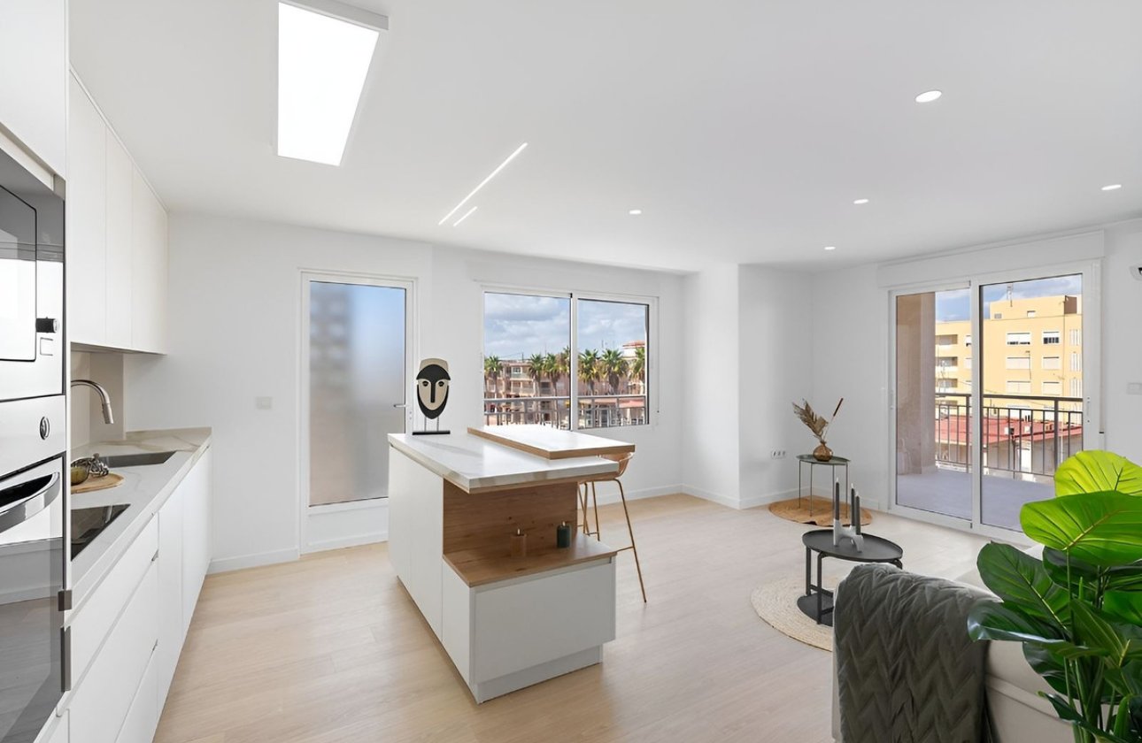 Használt ingatlanok - Apartman / lakás -
Torrevieja - Torrevieja Centro