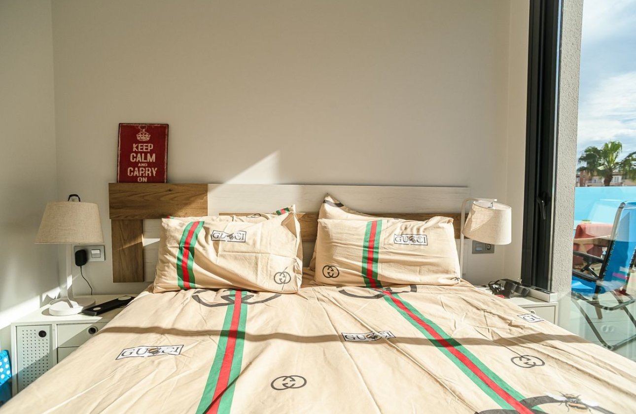 Használt ingatlanok - Apartman / lakás -
Torrevieja - Torrevieja Centro