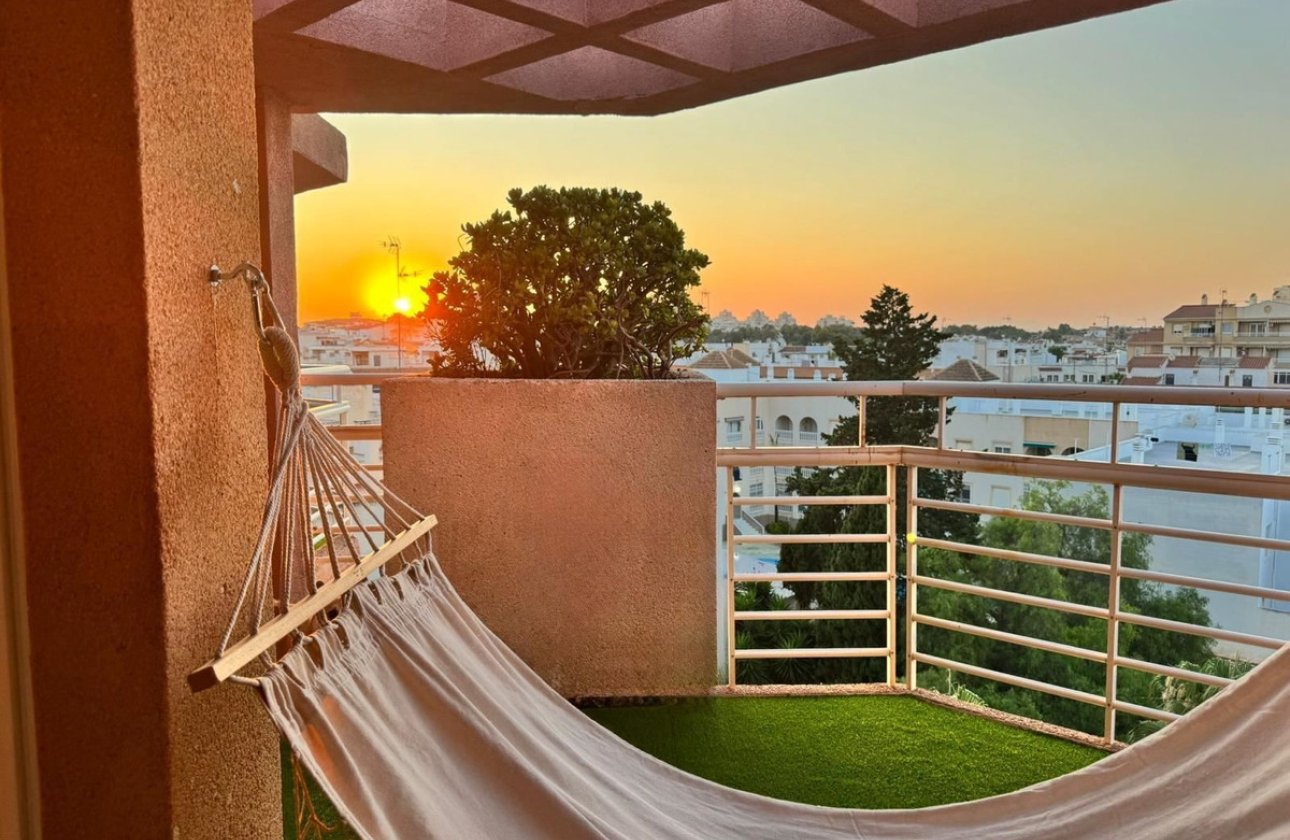 Használt ingatlanok - Apartman / lakás -
Torrevieja - Torrevieja Centro