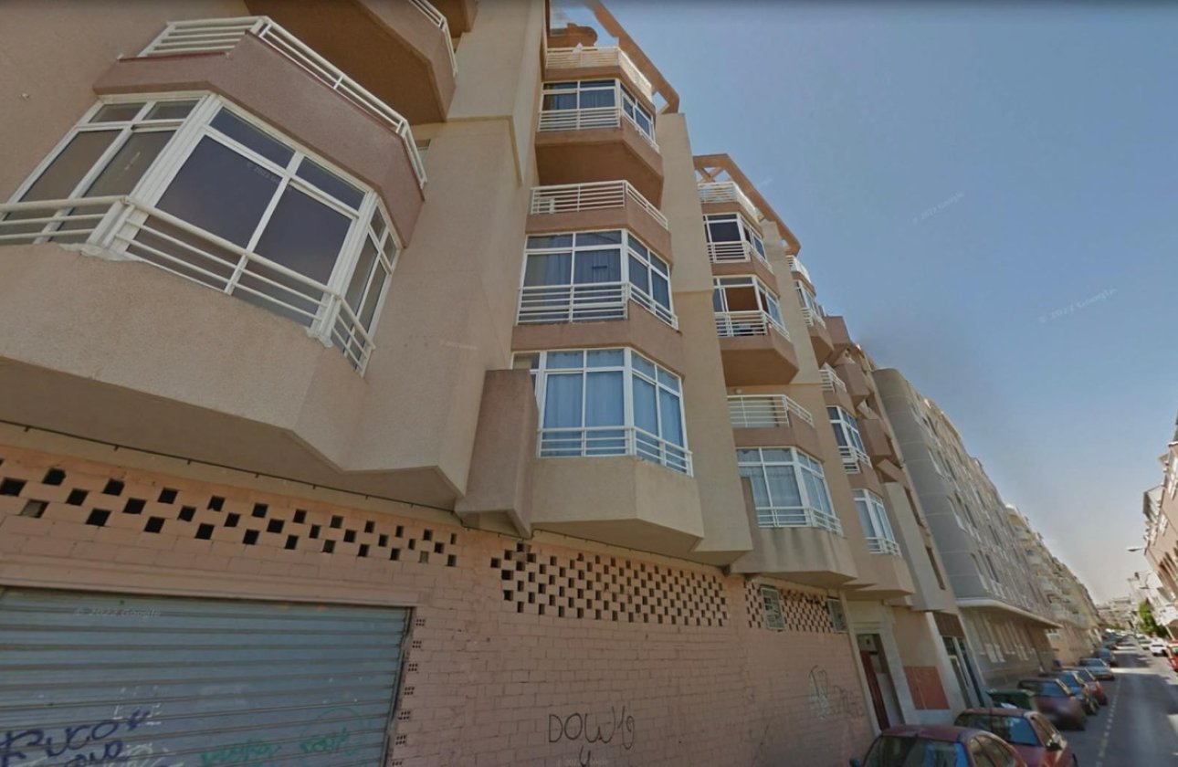 Használt ingatlanok - Apartman / lakás -
Torrevieja - Torrevieja Centro