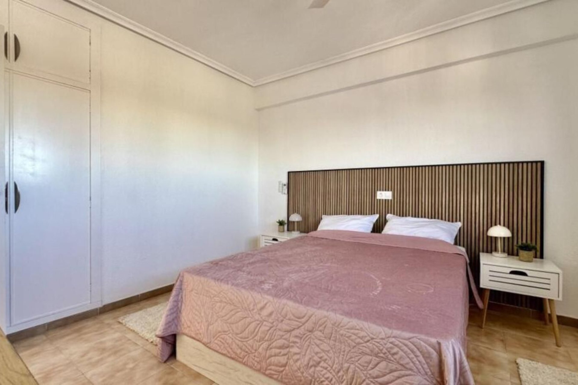 Használt ingatlanok - Apartman / lakás -
Torrevieja - Torrevieja Centro