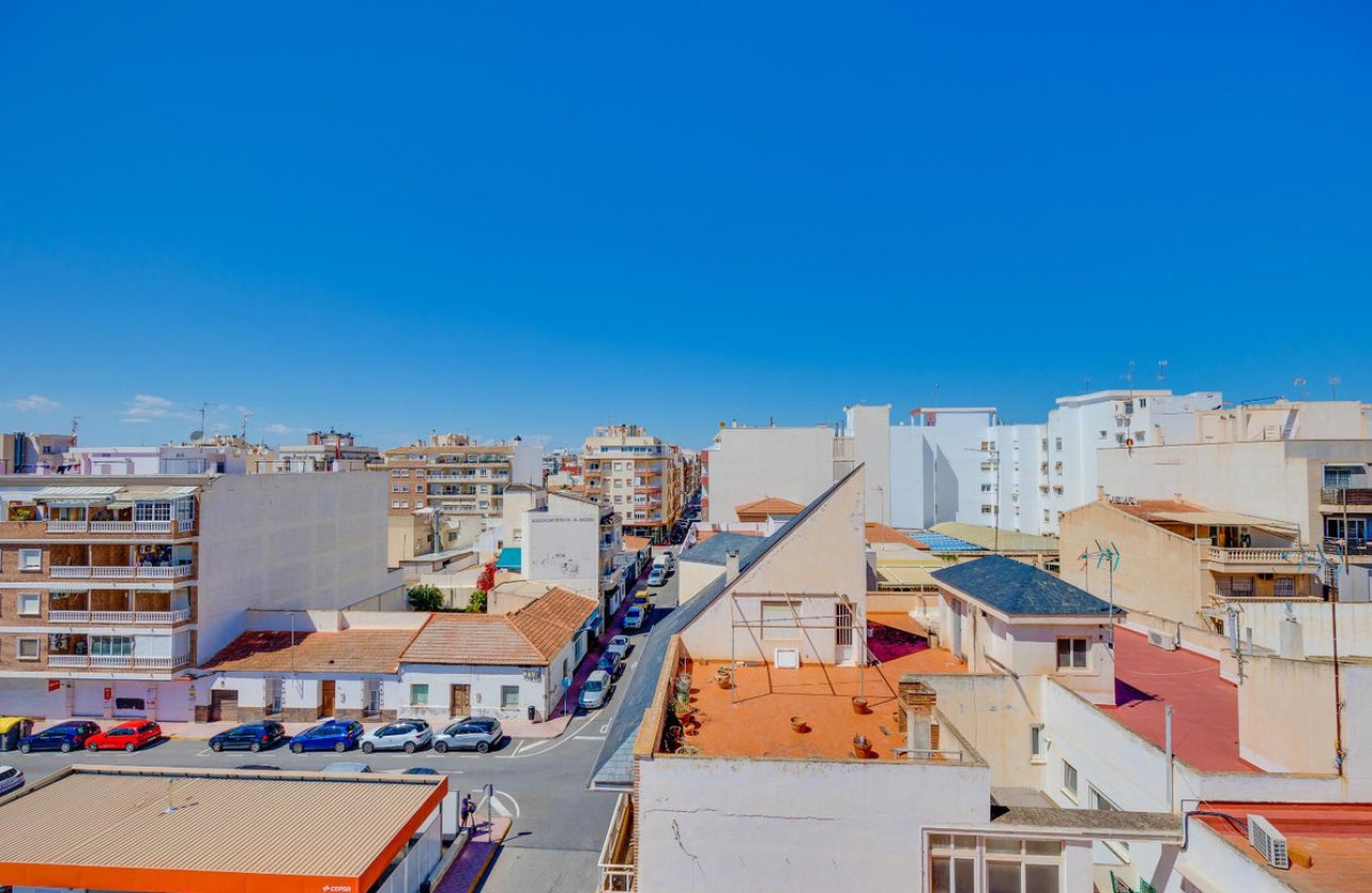 Használt ingatlanok - Apartman / lakás -
Torrevieja - Torrevieja Centro