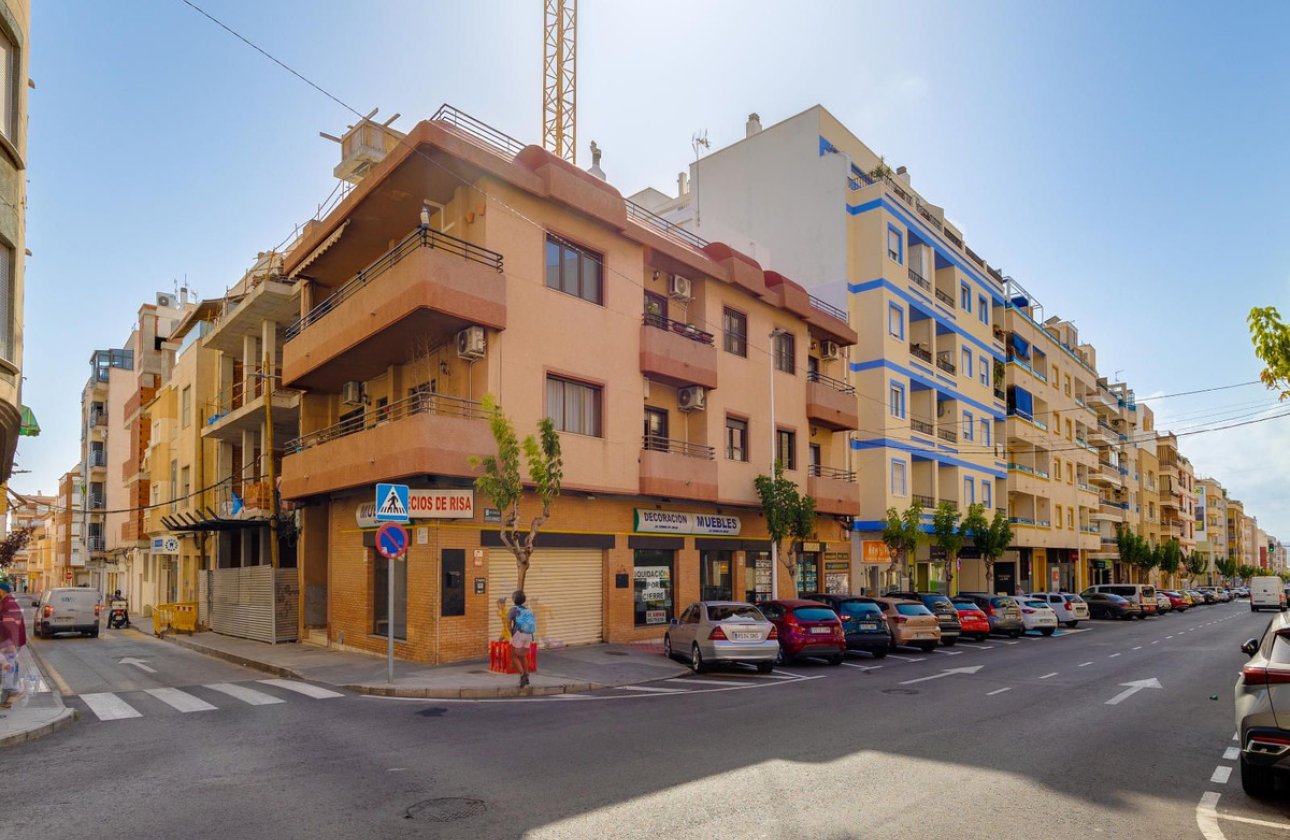 Használt ingatlanok - Apartman / lakás -
Torrevieja - Torrevieja Centro
