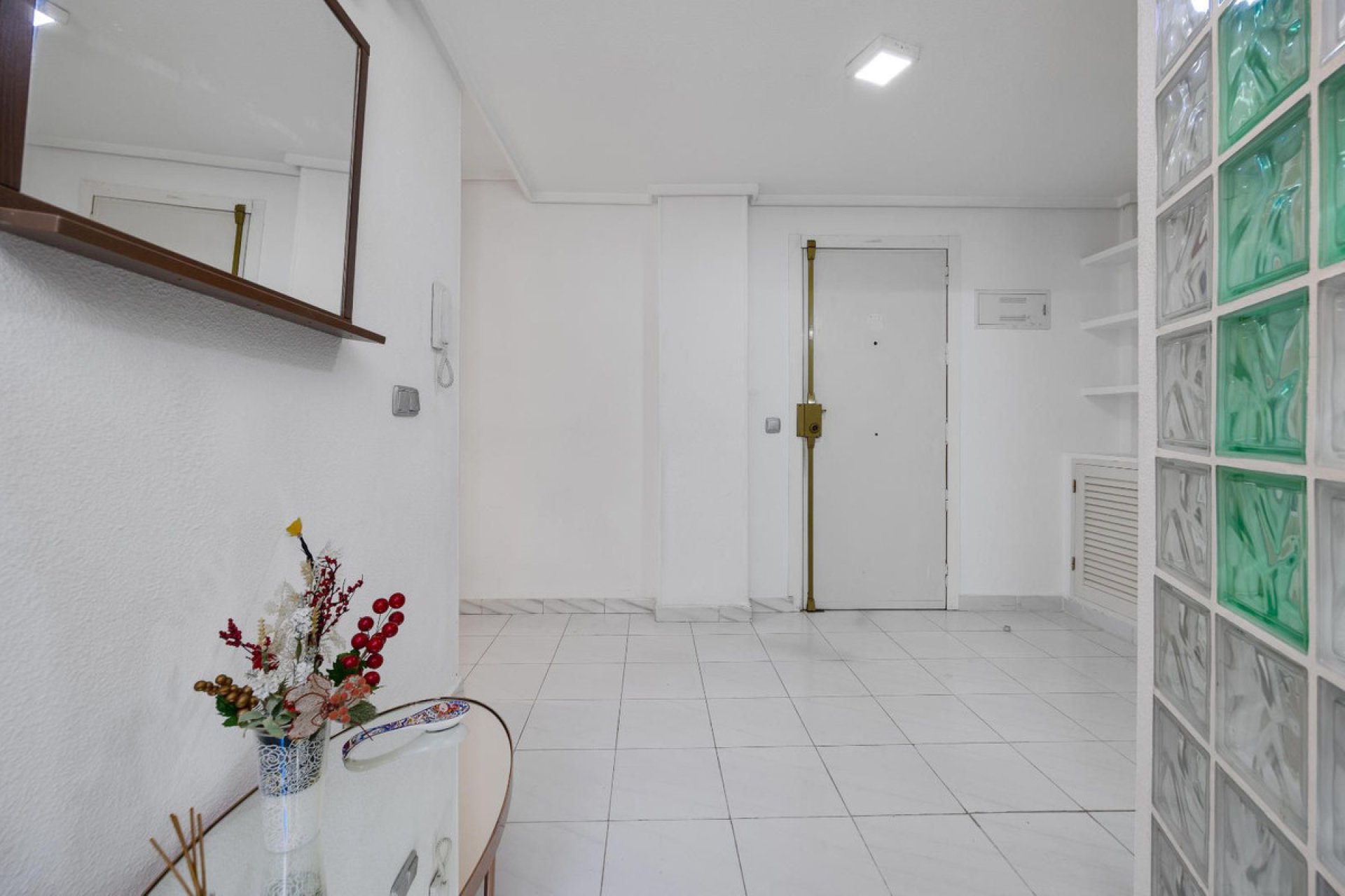 Használt ingatlanok - Apartman / lakás -
Torrevieja - Torrevieja Centro
