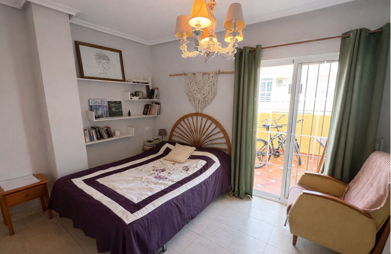 Használt ingatlanok - Apartman / lakás -
Torrevieja - Torrevieja Centro