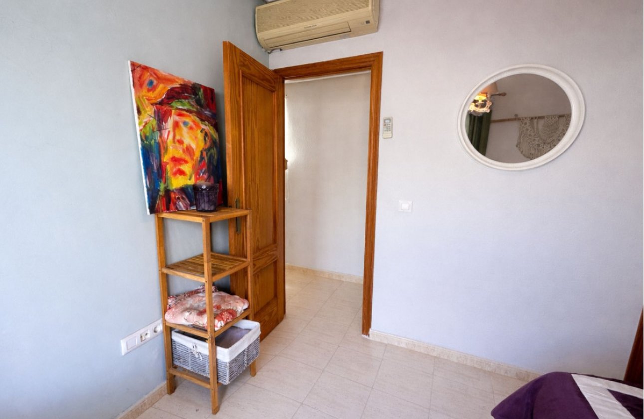 Használt ingatlanok - Apartman / lakás -
Torrevieja - Torrevieja Centro
