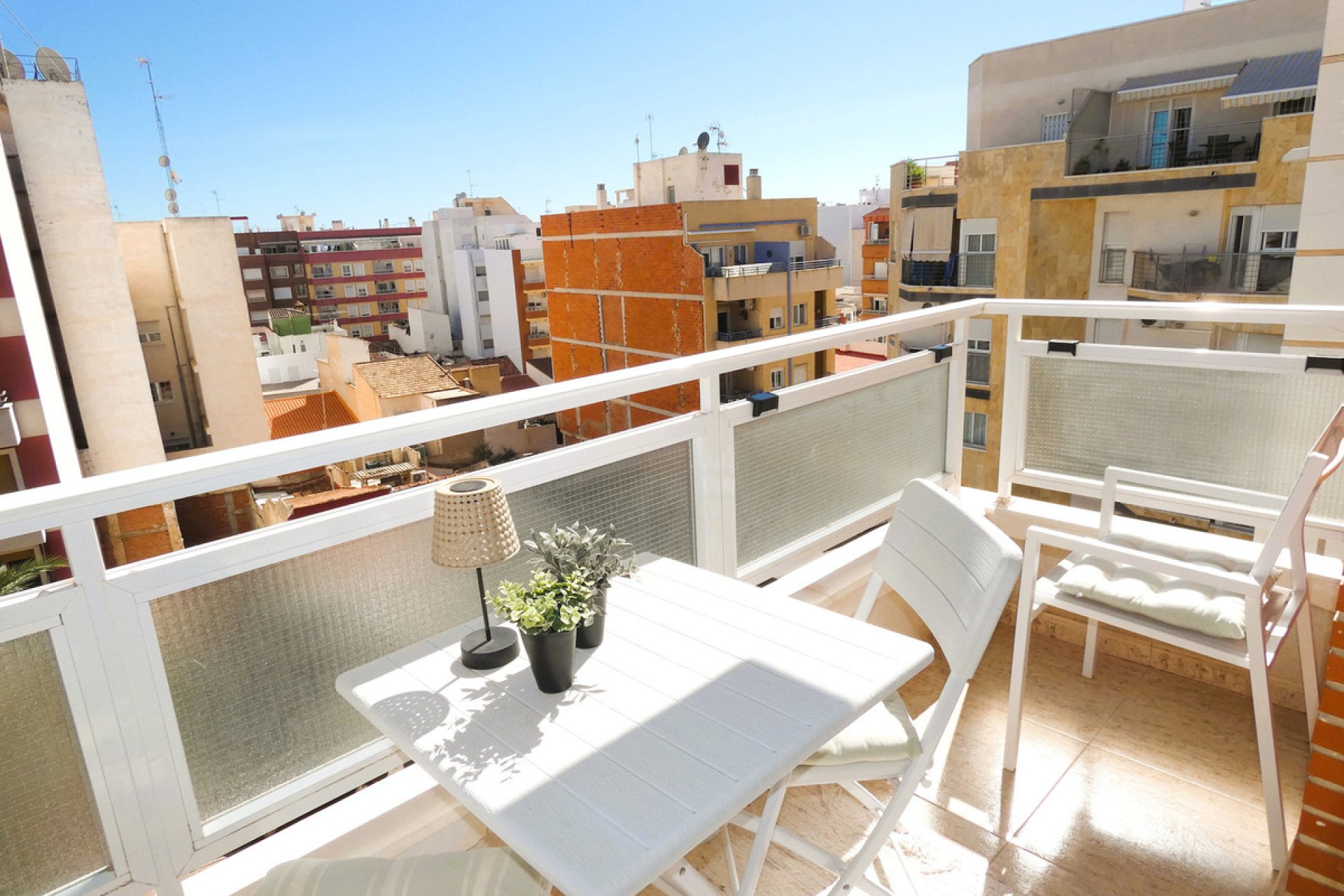 Használt ingatlanok - Apartman / lakás -
Torrevieja - Torrevieja Centro