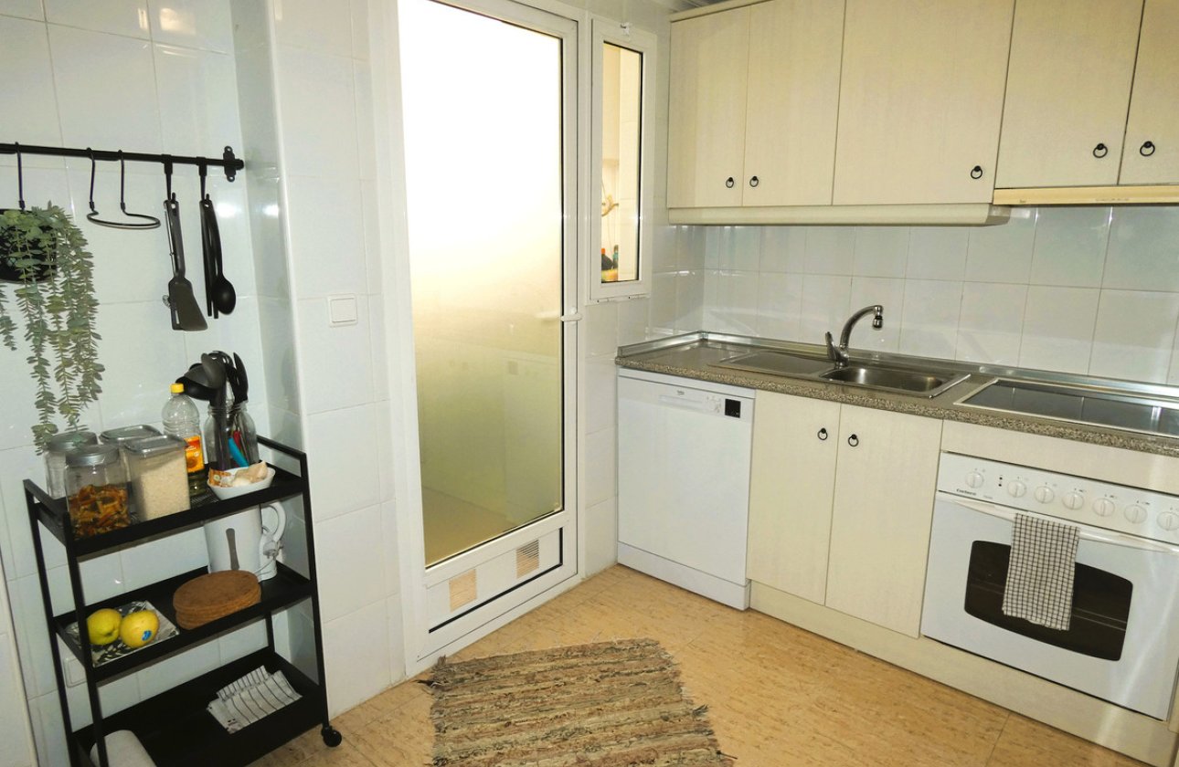 Használt ingatlanok - Apartman / lakás -
Torrevieja - Torrevieja Centro
