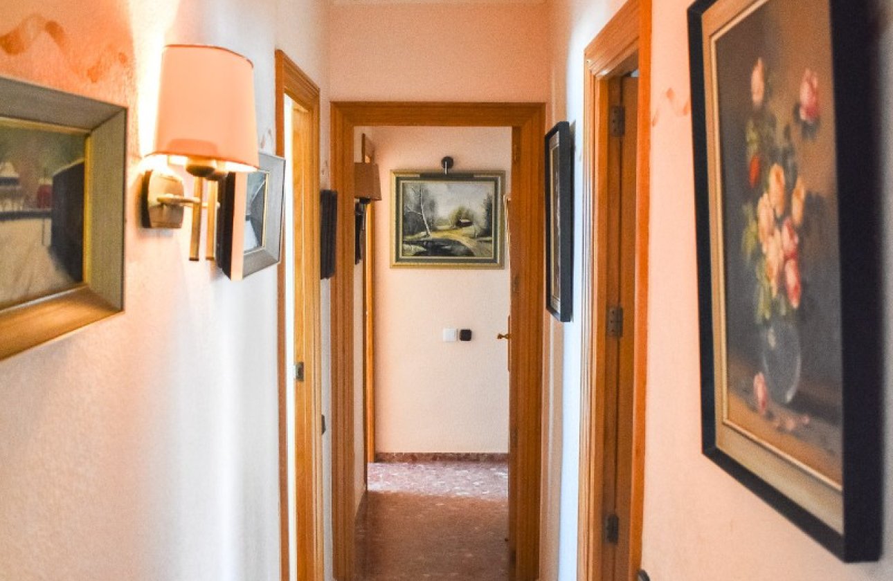 Használt ingatlanok - Apartman / lakás -
Torrevieja - Torrevieja Centro