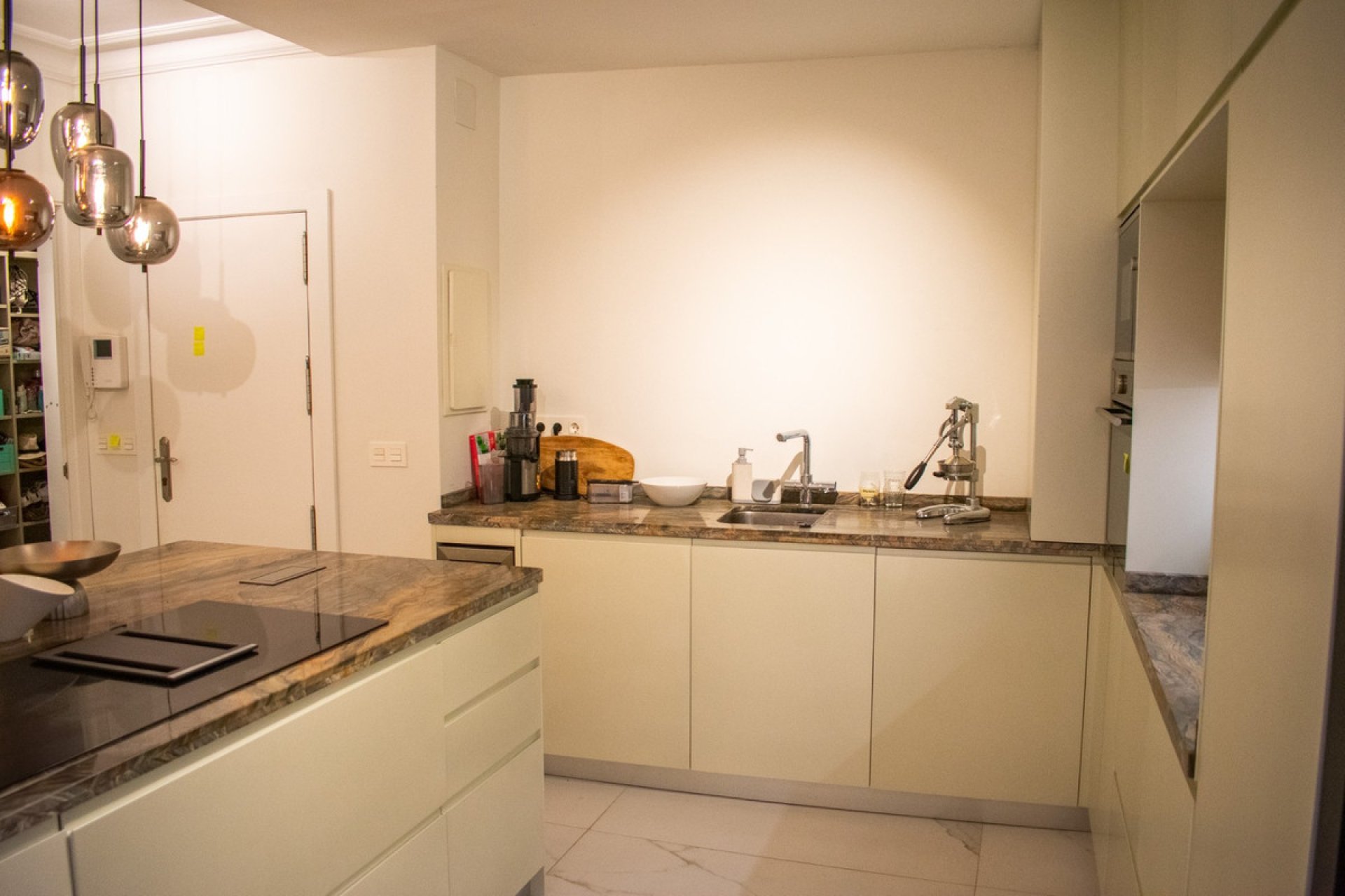 Használt ingatlanok - Apartman / lakás -
Torrevieja - Torrevieja Centro