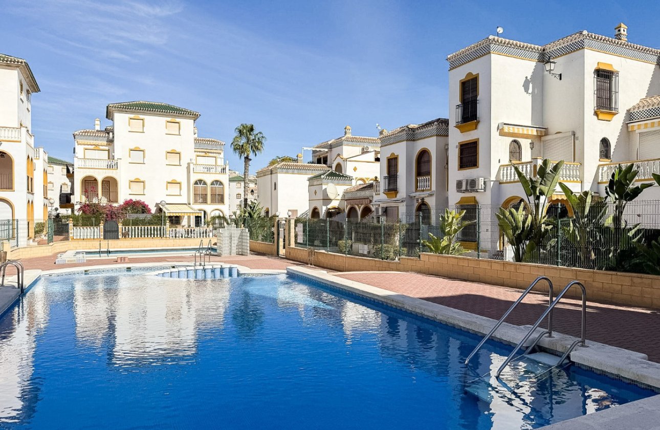 Használt ingatlanok - Apartman / lakás -
Torrevieja - Torrevieja Centro