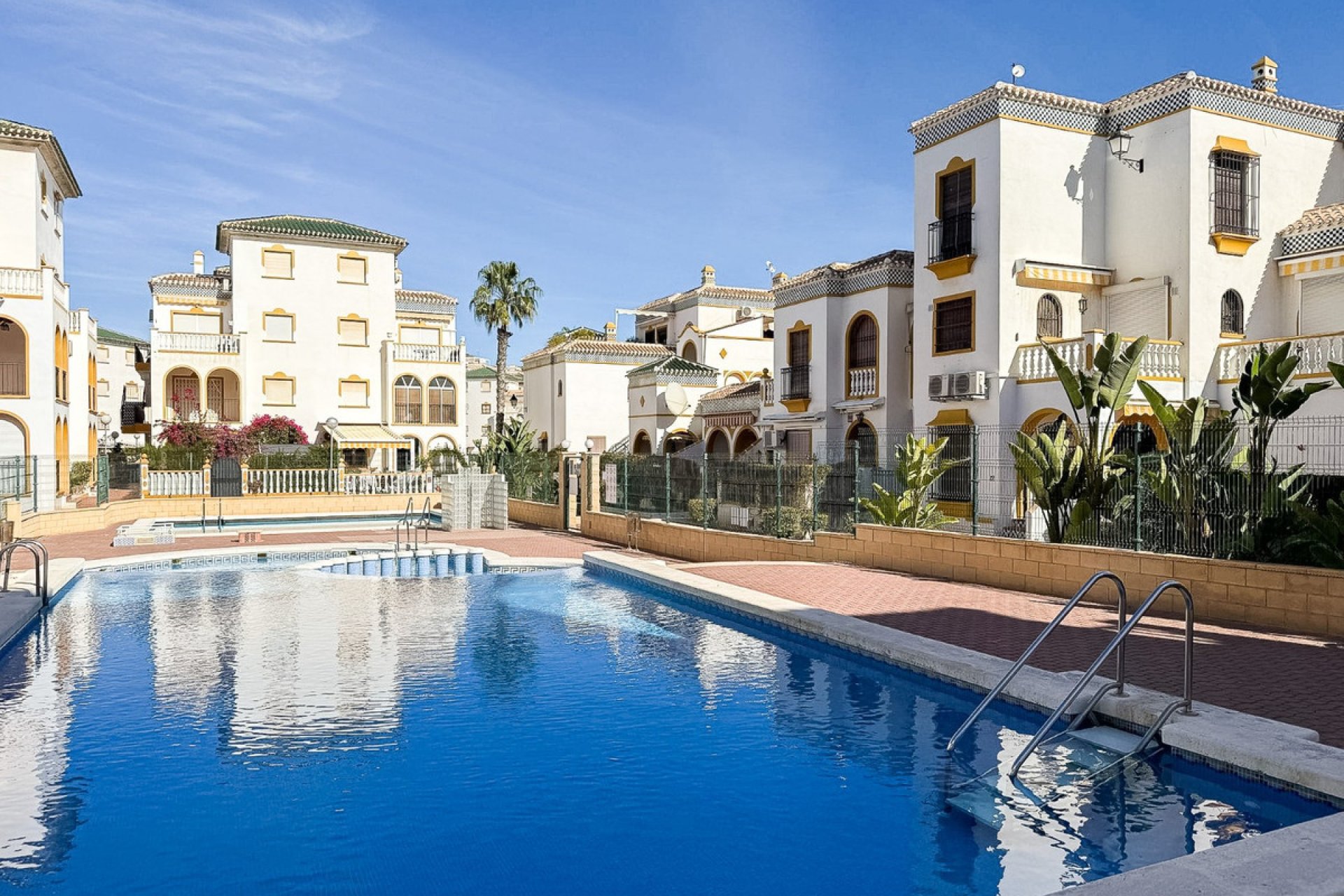 Használt ingatlanok - Apartman / lakás -
Torrevieja - Torrevieja Centro