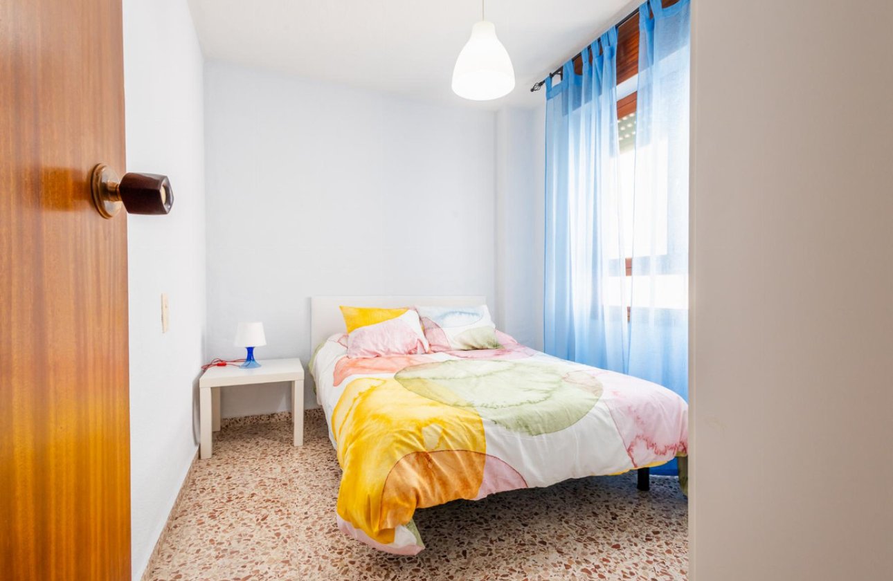 Használt ingatlanok - Apartman / lakás -
Torrevieja - Torrevieja Centro