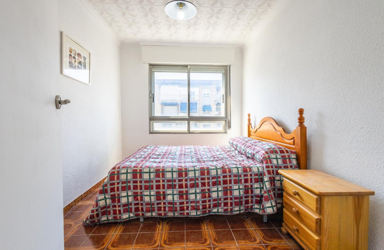 Használt ingatlanok - Apartman / lakás -
Torrevieja - Torrevieja Centro