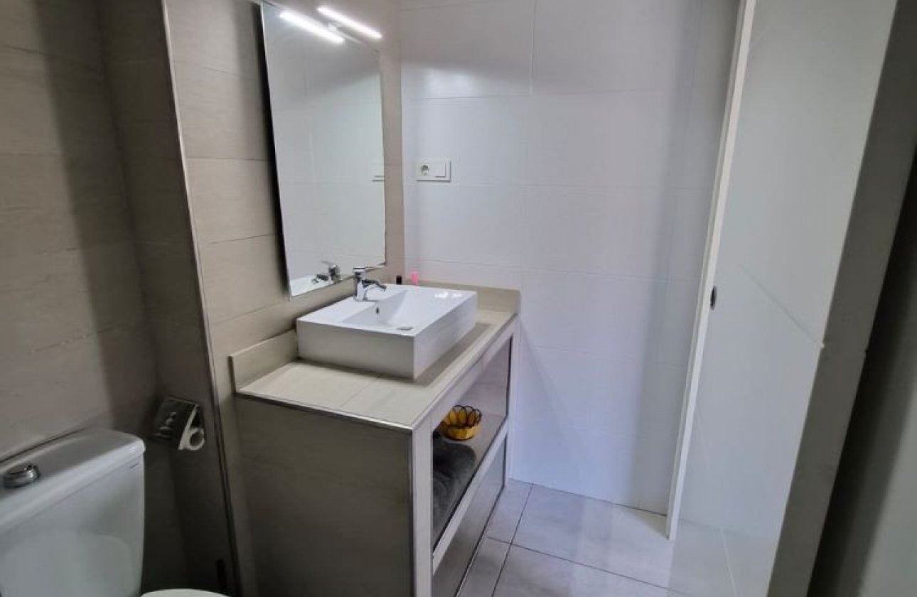 Használt ingatlanok - Apartman / lakás -
Torrevieja