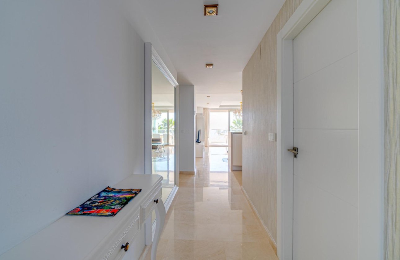 Használt ingatlanok - Apartman / lakás -
Villajoyosa - Villajoyosa Centro