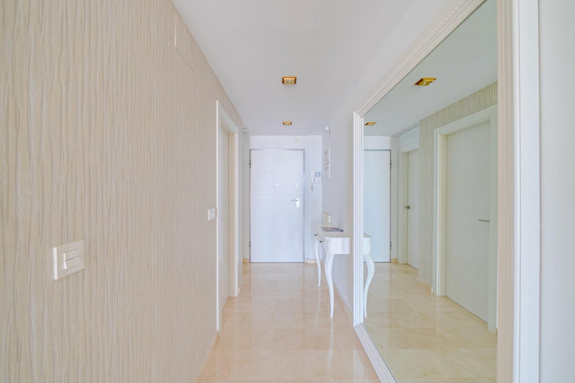 Használt ingatlanok - Apartman / lakás -
Villajoyosa - Villajoyosa Centro