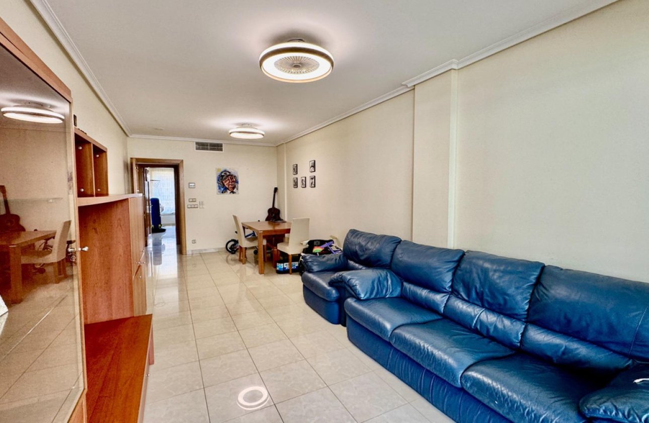 Használt ingatlanok - Apartman / lakás -
Villajoyosa - Villajoyosa Centro
