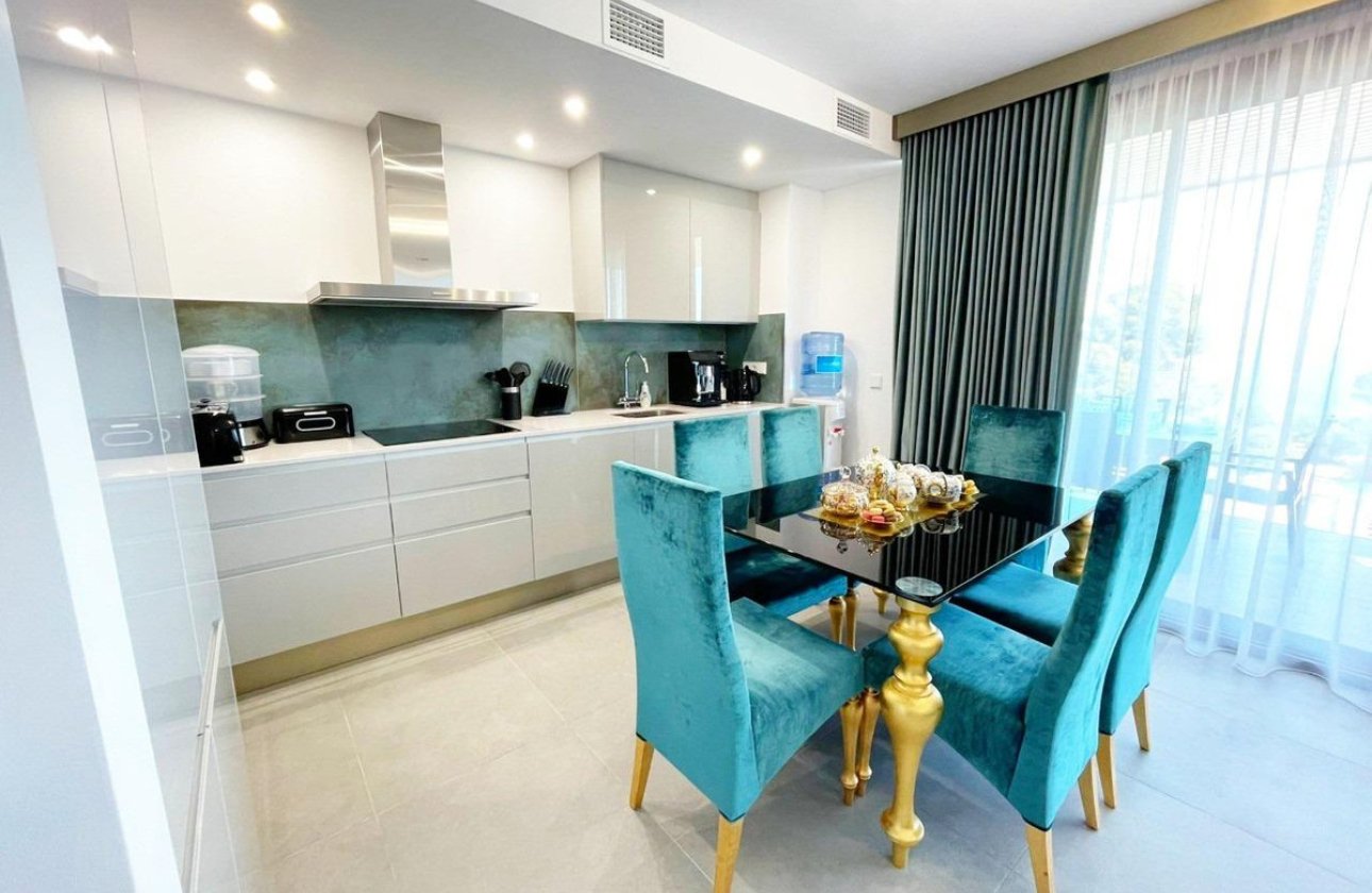 Használt ingatlanok - Apartman / lakás -
Villajoyosa - Villajoyosa Centro