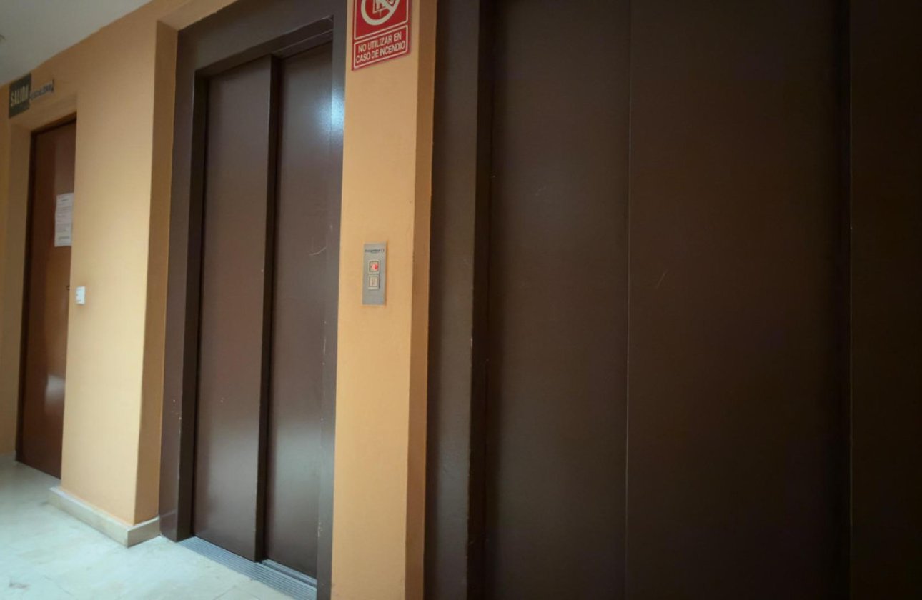 Használt ingatlanok - Apartman / lakás -
Villajoyosa - Villajoyosa Centro