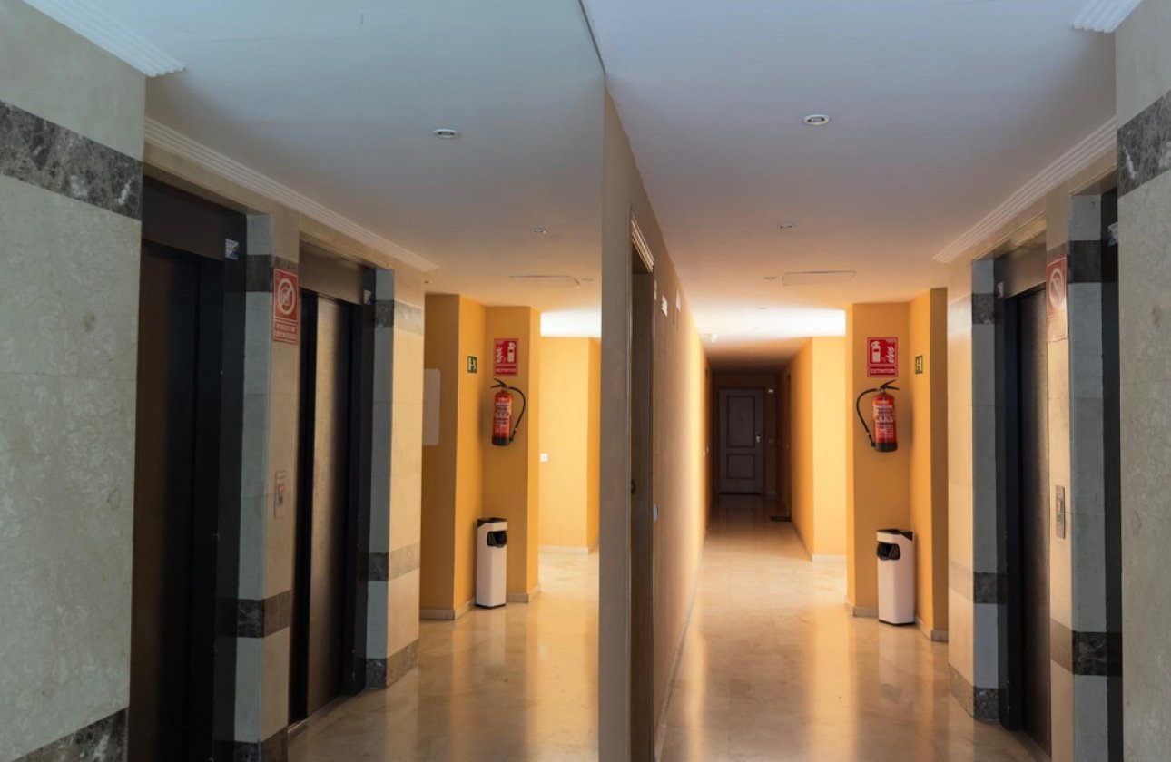 Használt ingatlanok - Apartman / lakás -
Villajoyosa - Villajoyosa Centro