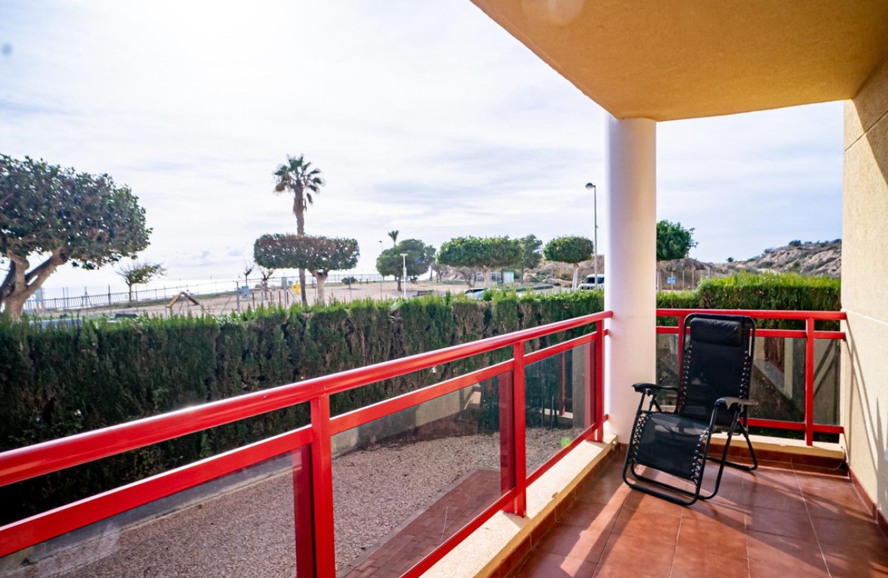 Használt ingatlanok - Apartman / lakás -
Villajoyosa - Villajoyosa Centro