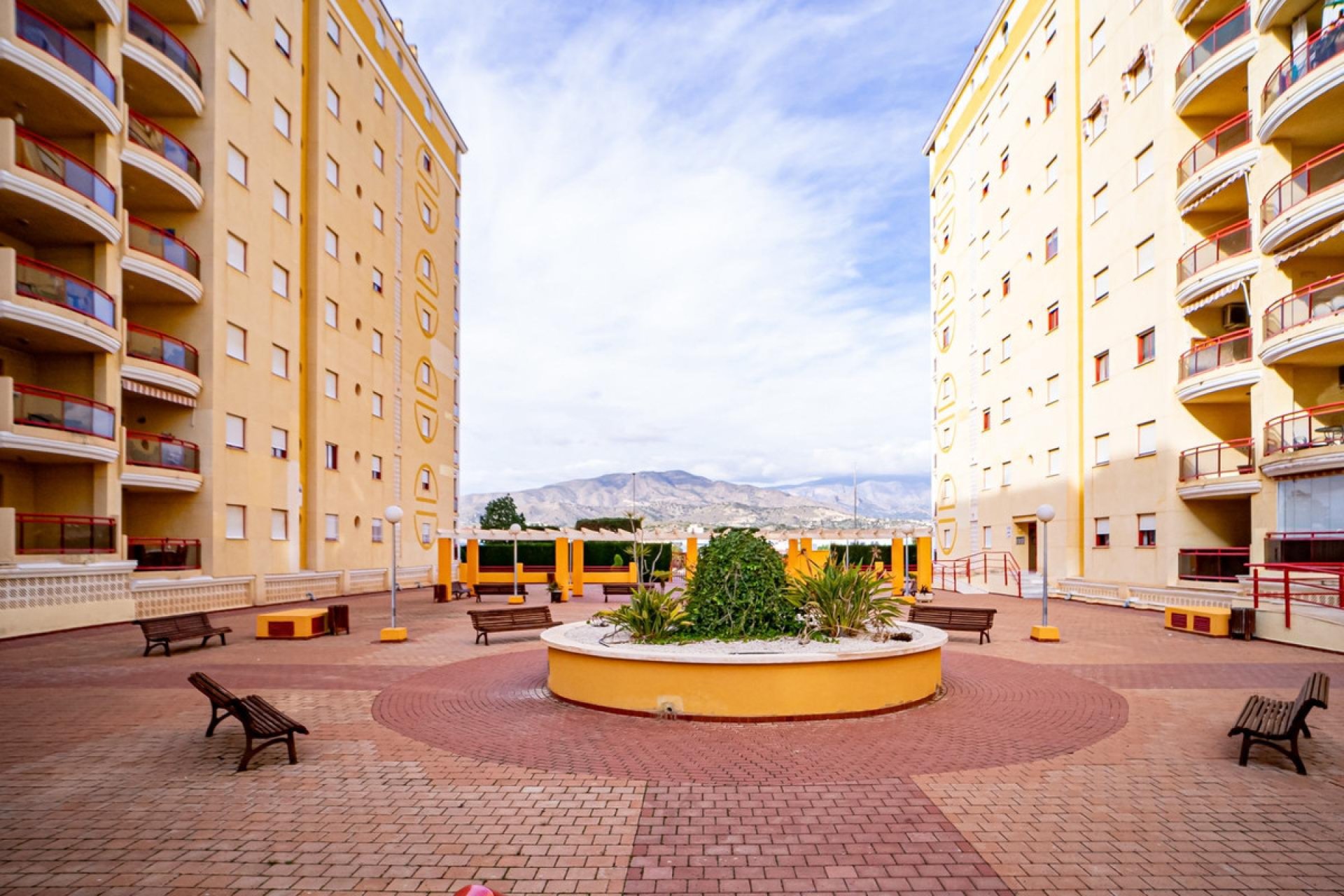 Használt ingatlanok - Apartman / lakás -
Villajoyosa - Villajoyosa Centro