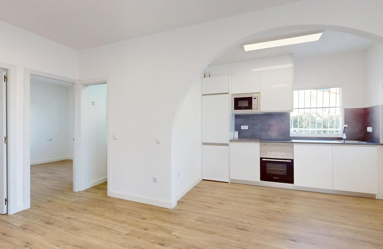 Használt ingatlanok - Bungaló -
Orihuela Costa - Blue Lagoon