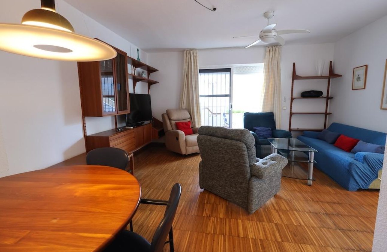 Használt ingatlanok - Bungaló -
Orihuela Costa - Campoamor