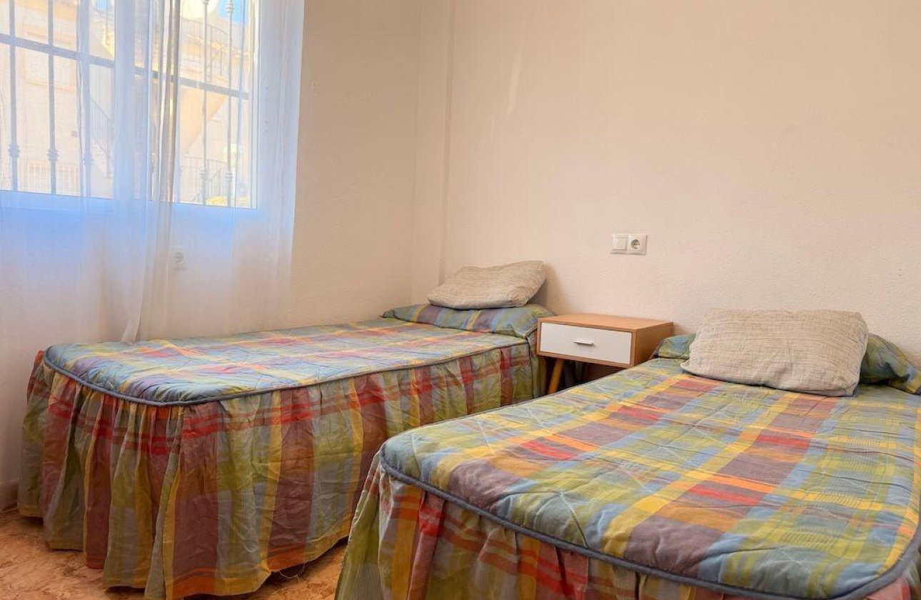 Használt ingatlanok - Bungaló -
Orihuela Costa - Las Filipinas