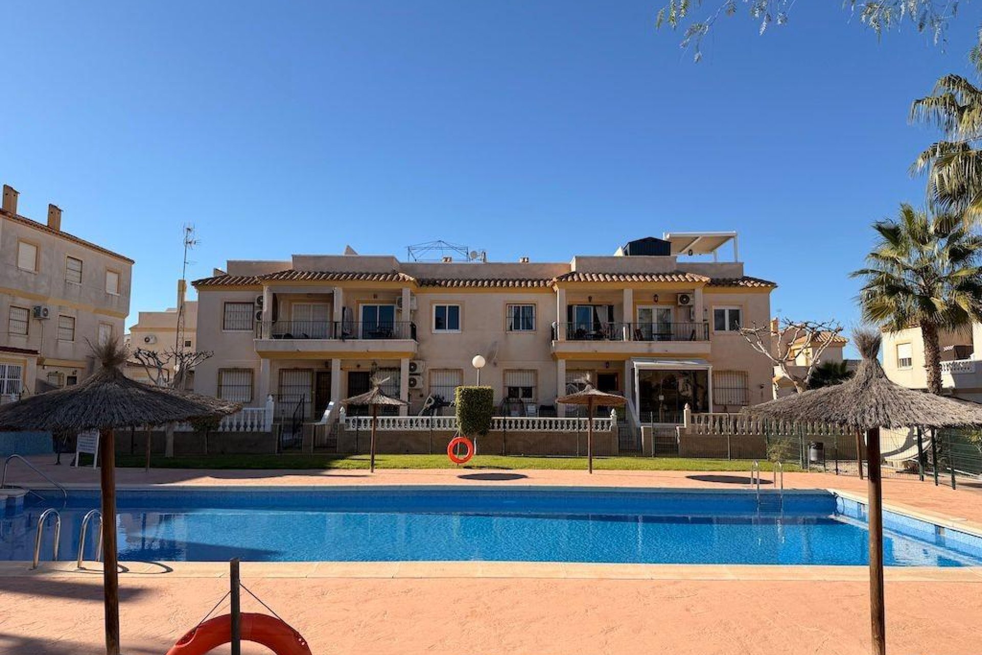 Használt ingatlanok - Bungaló -
Orihuela Costa - Las Filipinas